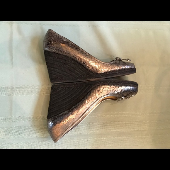 Coach pewter lizard pattern wedge shoes - Picture 6 of 6